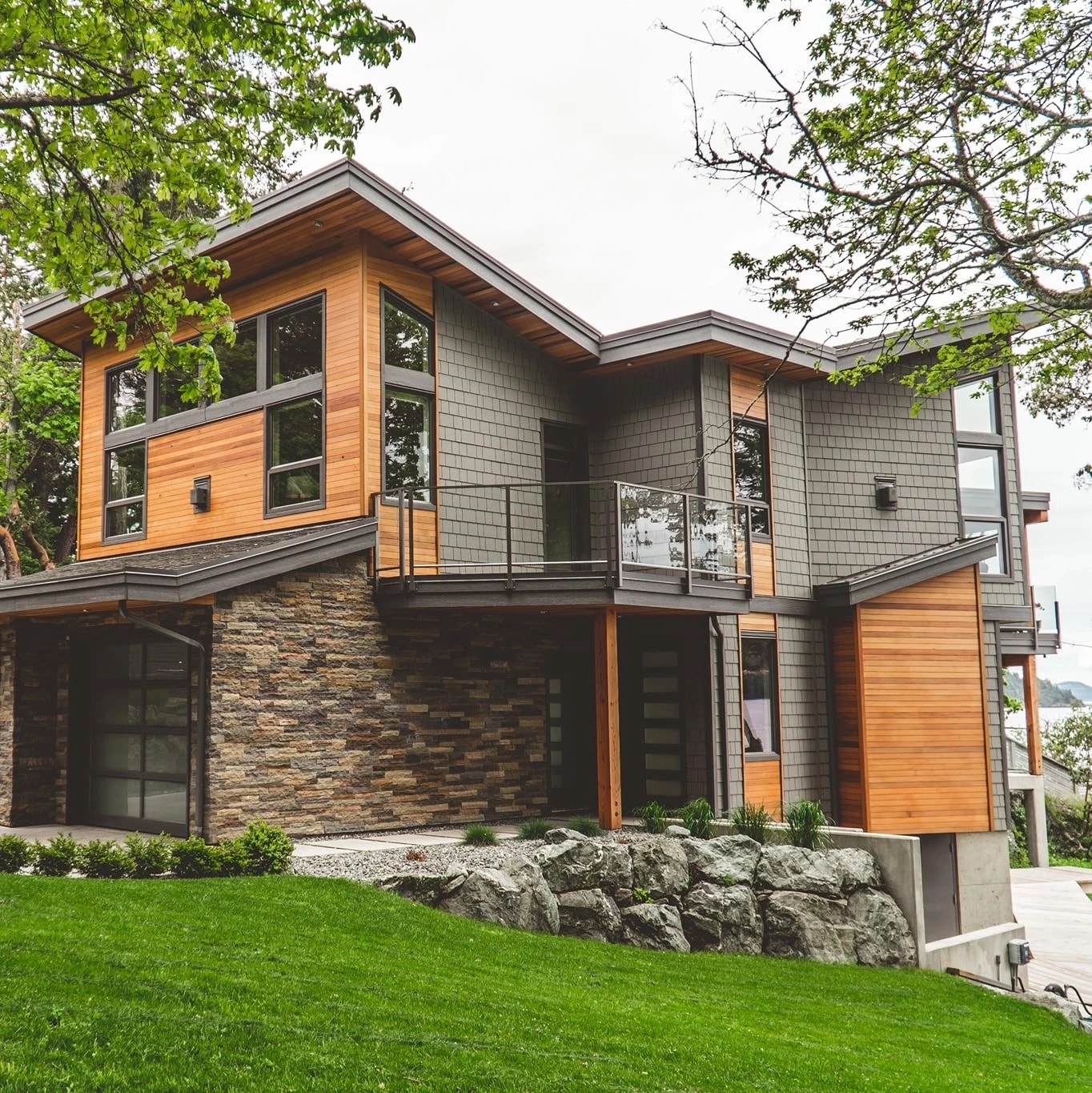featured image for portfolio project "Genoa Bay Home"