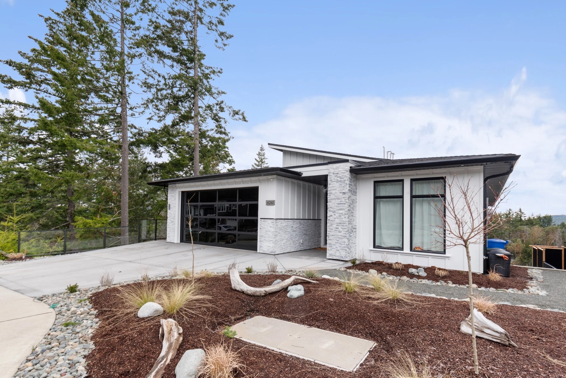 featured image for portfolio project "Highwood Lot 34"