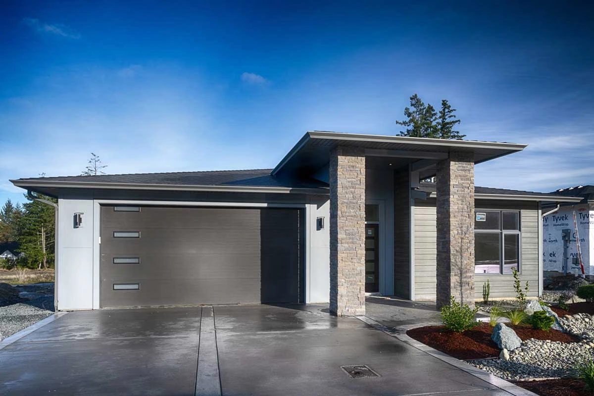 featured image for portfolio project "Viewtop Lot 9"